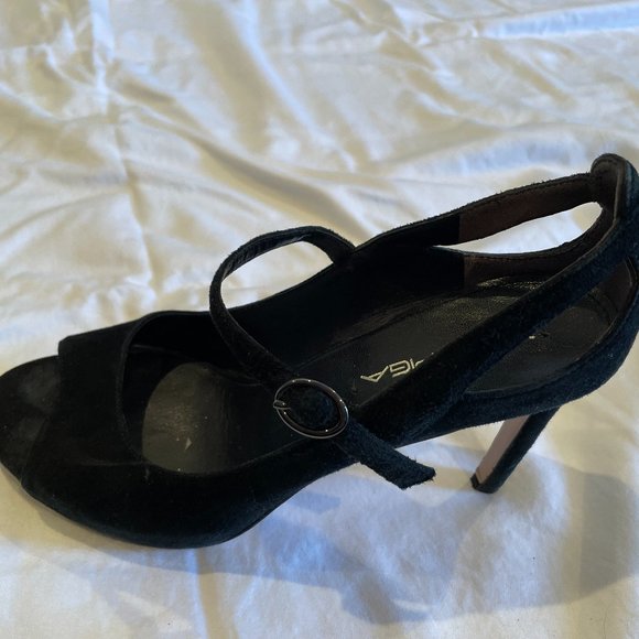 Via Spiga Black Suede Peep Toe Heels - Picture 1 of 6